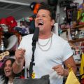 CARLOS VIVES LLEVA SU SONIDO COLOMBIANO AL TINY DESK Y PRONTO REGRESA A LIMA CON SU TOUR “EL ROCK DE MI PUEBLO VIVE”